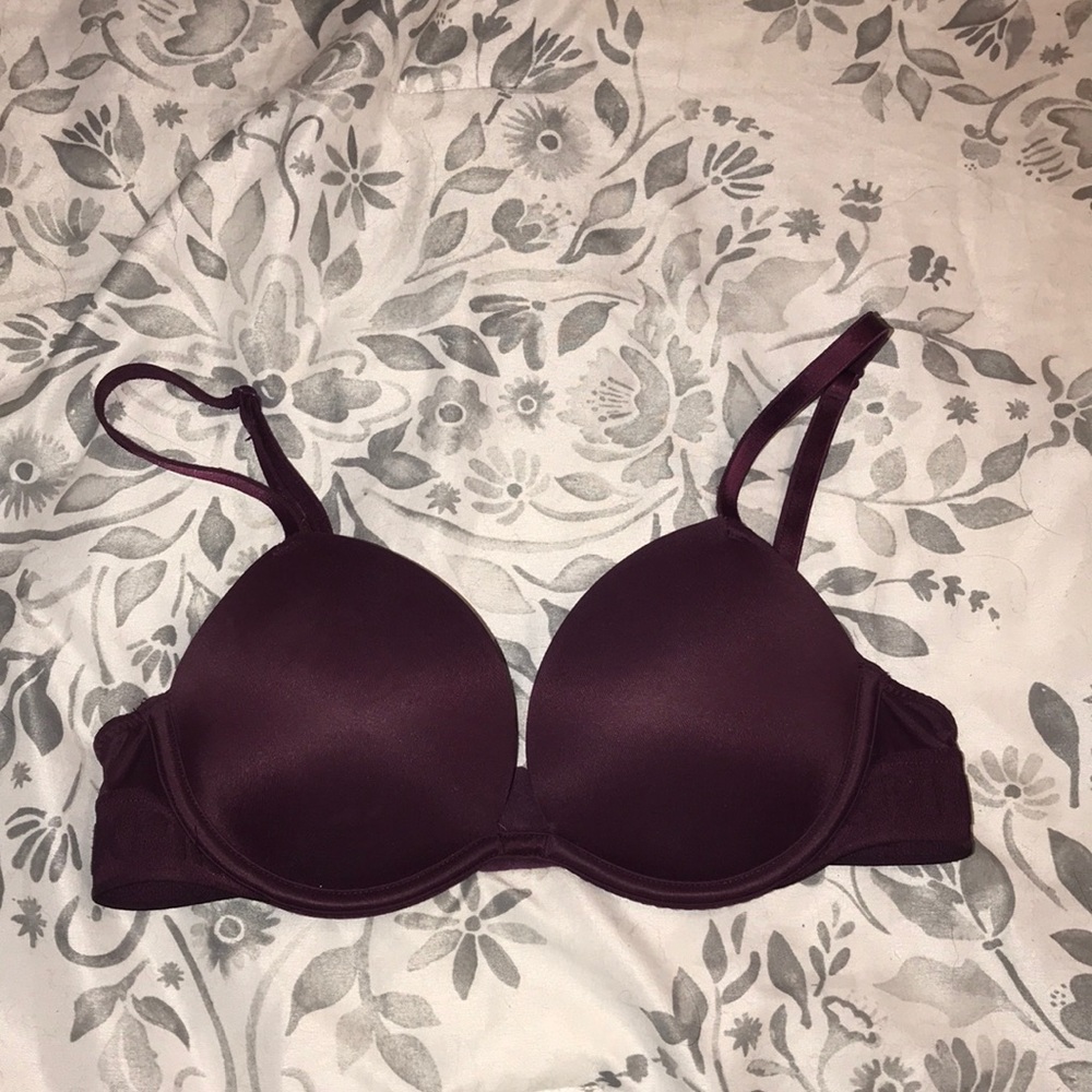 Victoria secret bra!